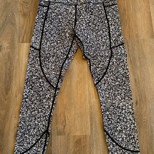 Zyia active black/white 2 pocket capri